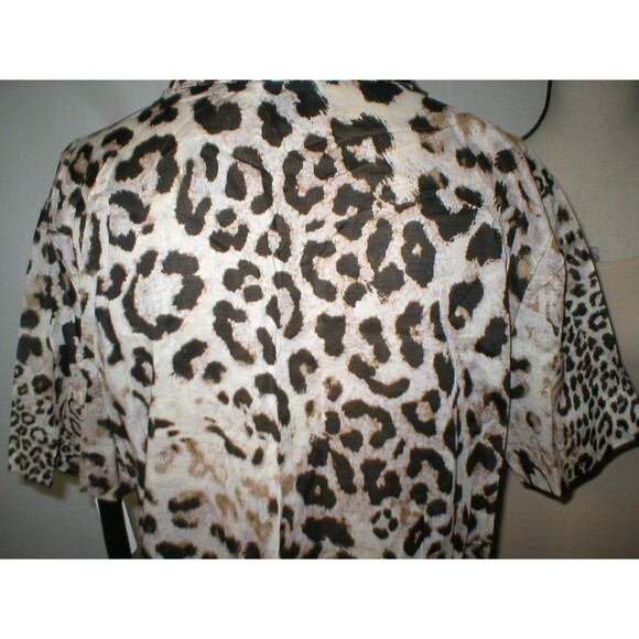 NWT New Natori Blouse Top M Cheetah Womens Tan Brown Button Up Cotton Lightweigh - Picture 5 of 6